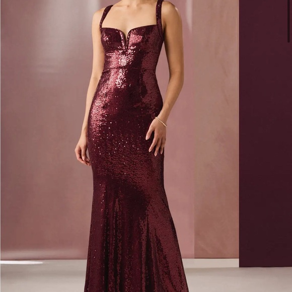 Azazie “Petra” dress in dark red sequins - Picture 4 of 15